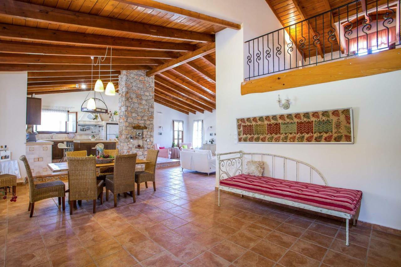 Sunny Countryside Villa - With Private Pool Faliraki Extérieur photo