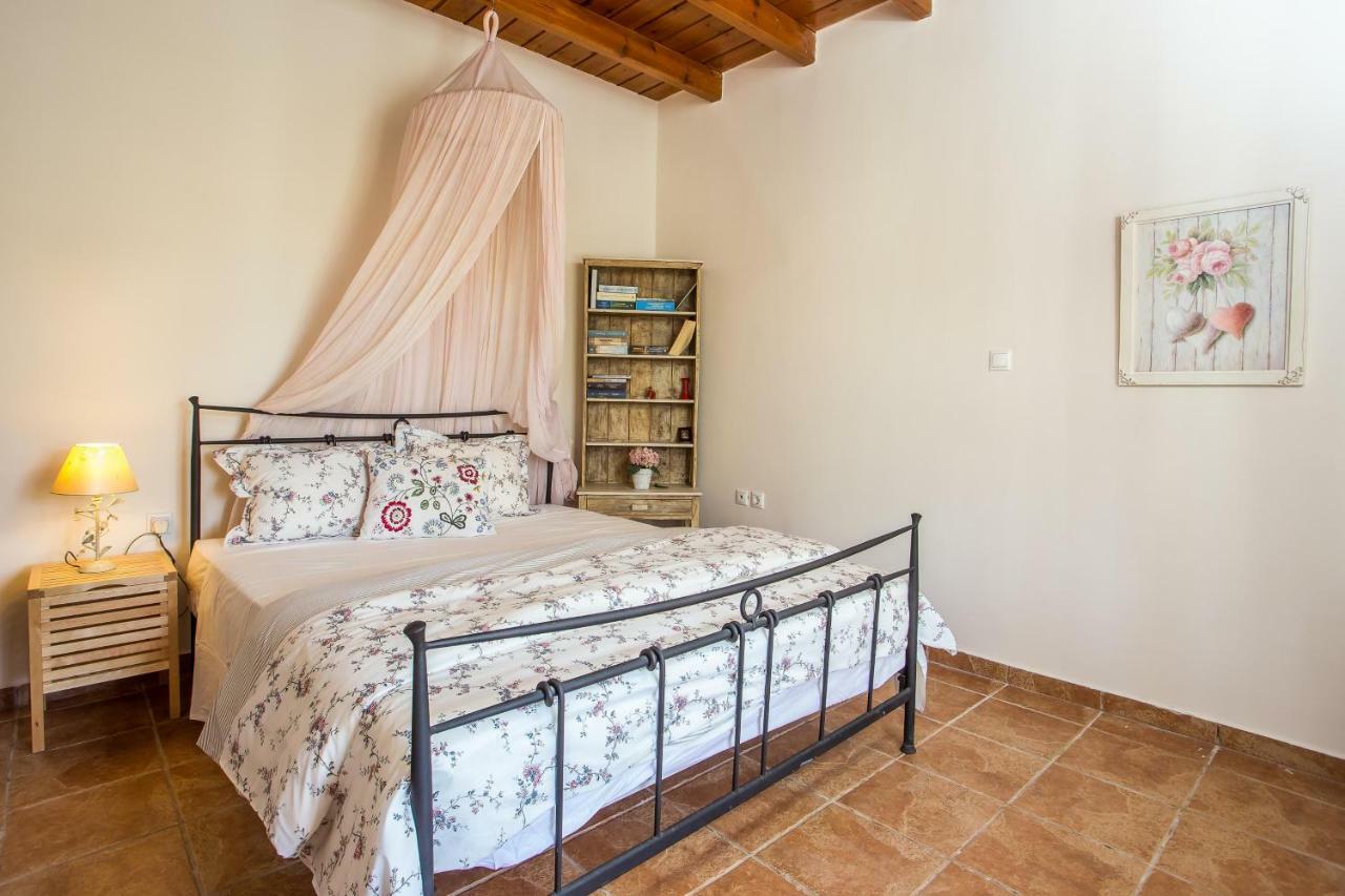 Sunny Countryside Villa - With Private Pool Faliraki Extérieur photo