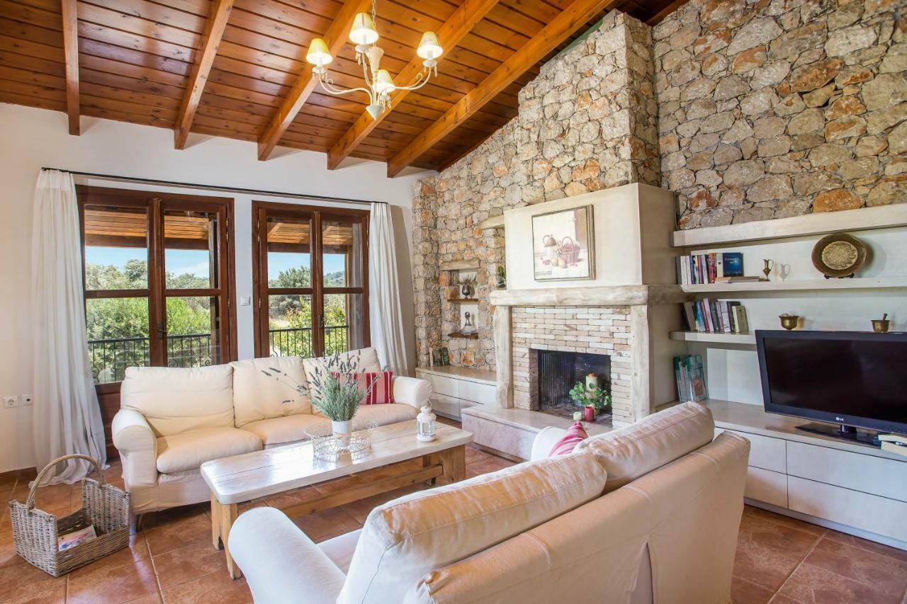 Sunny Countryside Villa - With Private Pool Faliraki Extérieur photo